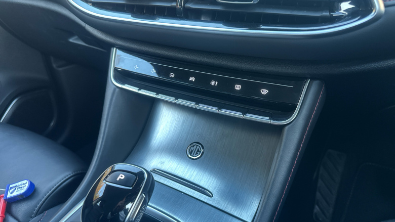 MG HS 1.5 T-GDI SE 5dr DCT Petrol Hatchback